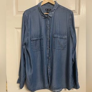Gap Blue denim shirt XL